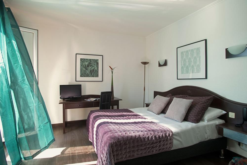 Le Neoulous Hotel Le Boulou Kültér fotó